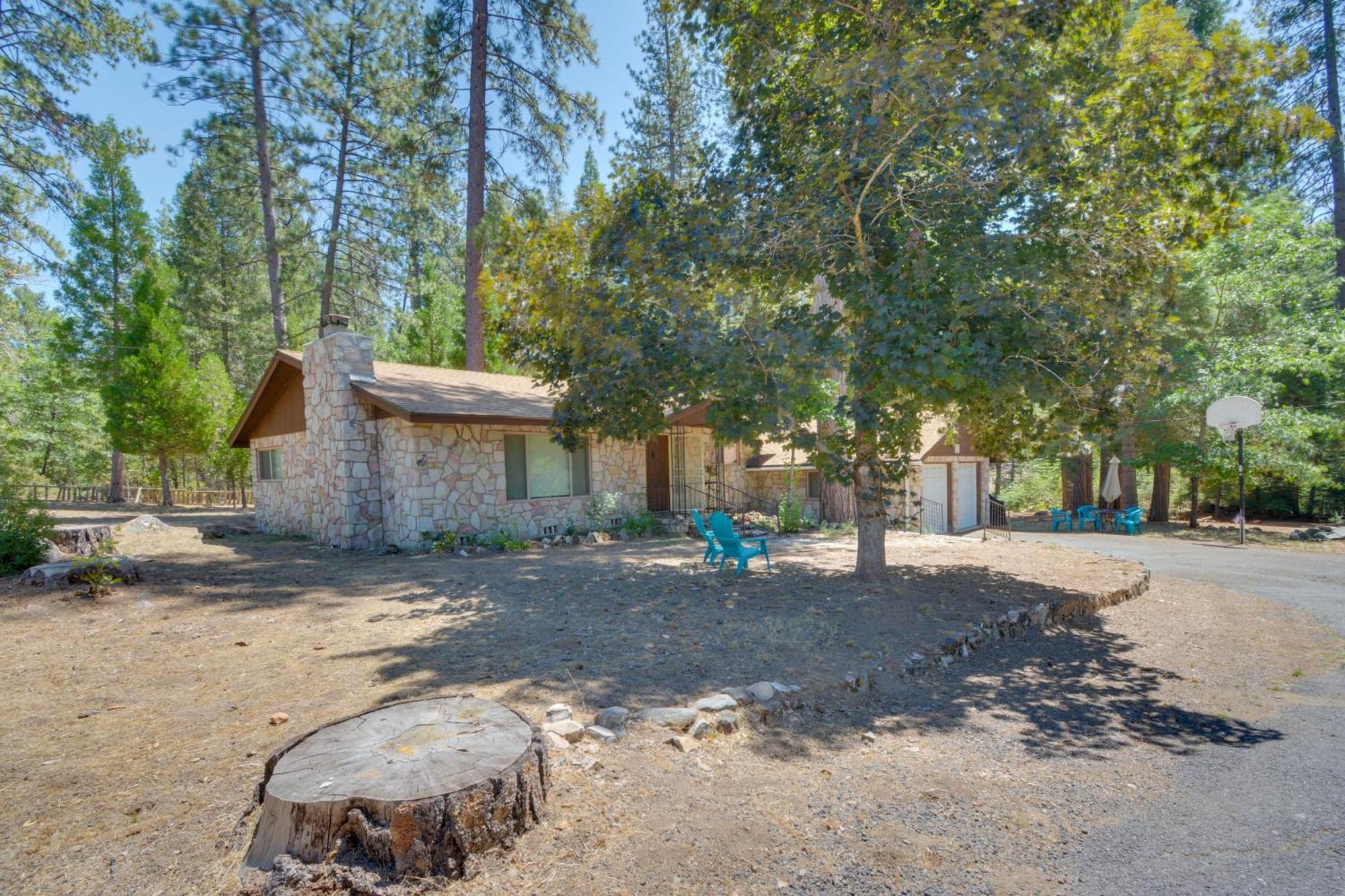 Riverfront Home Near Yosemite National Park! Гровленд Экстерьер фото